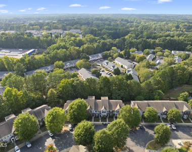 3002 Berkeley Springs Place - Photo Thumbnail 38