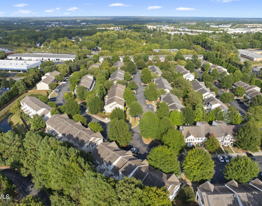 3002 Berkeley Springs Place - Photo Thumbnail 42