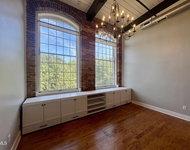 1535 Caraleigh Mills Court - Photo Thumbnail 5