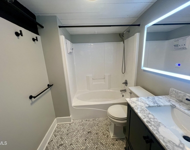 1535 Caraleigh Mills Court - Photo Thumbnail 19
