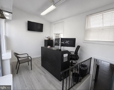 1116 Macdade Boulevard - Photo Thumbnail 8