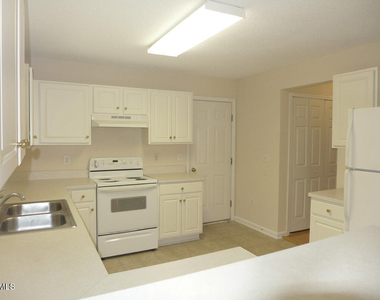 4803 Tapestry Terrace - Photo Thumbnail 10