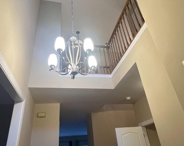 67 Highpoint Drive - Photo Thumbnail 8