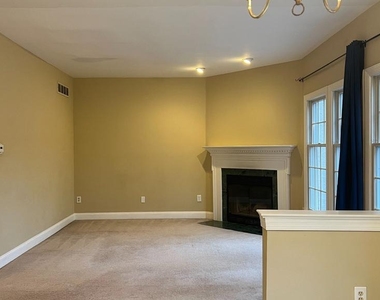 67 Highpoint Drive - Photo Thumbnail 7