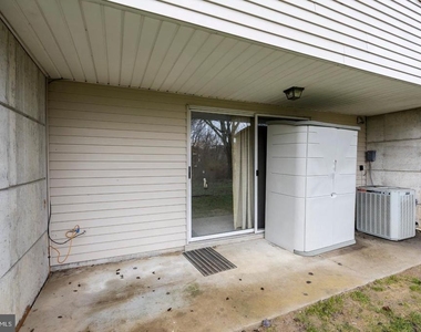 328 Carlyn Court - Photo Thumbnail 22
