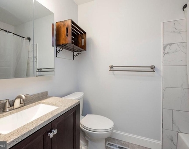 328 Carlyn Court - Photo Thumbnail 11