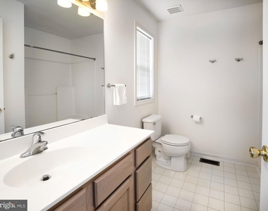 616 Needle Street - Photo Thumbnail 24