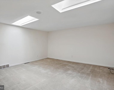 3202 Eaton Court - Photo Thumbnail 28