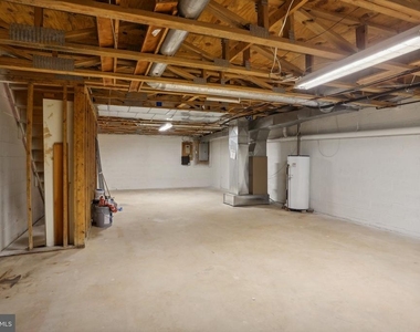 3202 Eaton Court - Photo Thumbnail 29