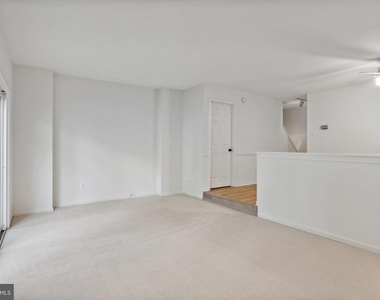3202 Eaton Court - Photo Thumbnail 4