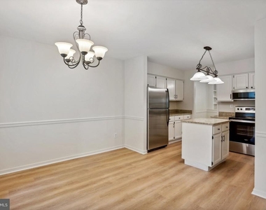 3202 Eaton Court - Photo Thumbnail 9