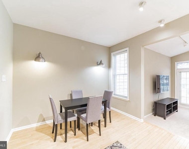104 Victoria Court - Photo Thumbnail 9