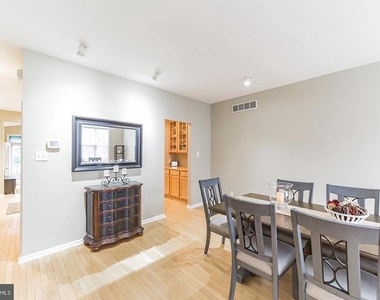 104 Victoria Court - Photo Thumbnail 5