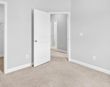 109 Mcdowell Lane - Photo Thumbnail 34