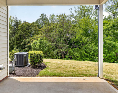 109 Mcdowell Lane - Photo Thumbnail 4