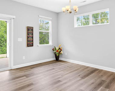 109 Mcdowell Lane - Photo Thumbnail 14