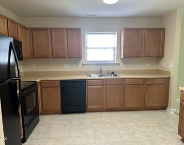 18 Grosbeak Lane - Photo Thumbnail 2