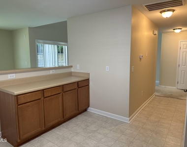 18 Grosbeak Lane - Photo Thumbnail 4