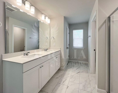 183 Anise Lane - Photo Thumbnail 26