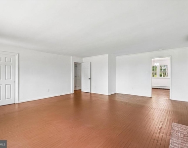 227 Fairhill Road - Photo Thumbnail 4