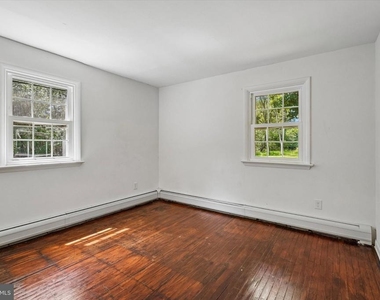 227 Fairhill Road - Photo Thumbnail 15