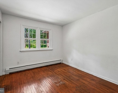 227 Fairhill Road - Photo Thumbnail 13
