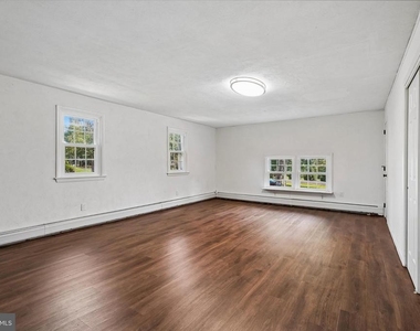 227 Fairhill Road - Photo Thumbnail 11