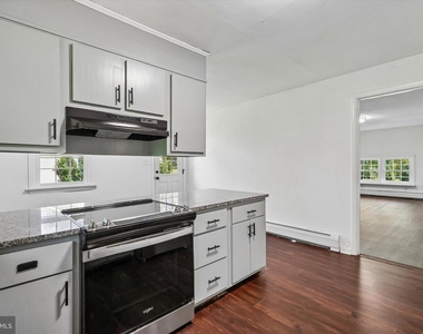 227 Fairhill Road - Photo Thumbnail 8