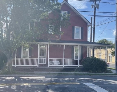 300 W Middle Street - Photo Thumbnail 18