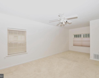 133 Belvedere Drive N - Photo Thumbnail 12