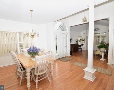 133 Belvedere Drive N - Photo Thumbnail 7