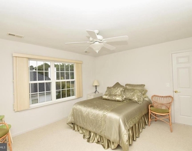 133 Belvedere Drive N - Photo Thumbnail 22
