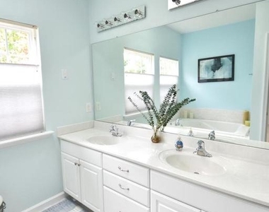 133 Belvedere Drive N - Photo Thumbnail 14