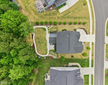 138 Legacy Falls Drive S - Photo Thumbnail 31