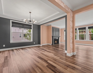138 Legacy Falls Drive S - Photo Thumbnail 3