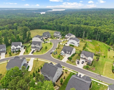 138 Legacy Falls Drive S - Photo Thumbnail 29