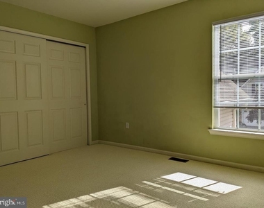 252 Brinley Drive - Photo Thumbnail 18