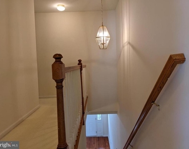 252 Brinley Drive - Photo Thumbnail 11