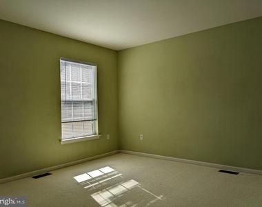 252 Brinley Drive - Photo Thumbnail 17