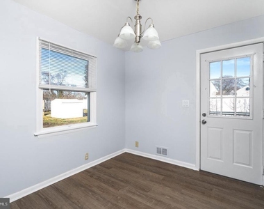4312 Nottingham Way - Photo Thumbnail 7