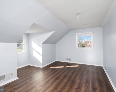 4312 Nottingham Way - Photo Thumbnail 18