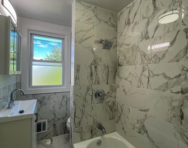 702 Atlantic Avenue - Photo Thumbnail 12