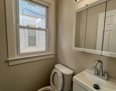 702 Atlantic Avenue - Photo Thumbnail 4