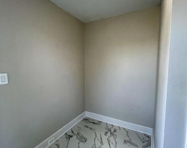 702 Atlantic Avenue - Photo Thumbnail 5