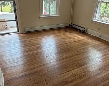 51 Moran Avenue - Photo Thumbnail 1