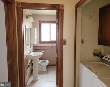10 Spicer Street - Photo Thumbnail 7