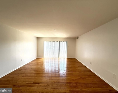 606 Cooper Landing Road - Photo Thumbnail 5