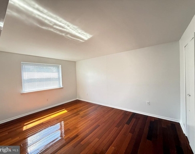 606 Cooper Landing Road - Photo Thumbnail 7