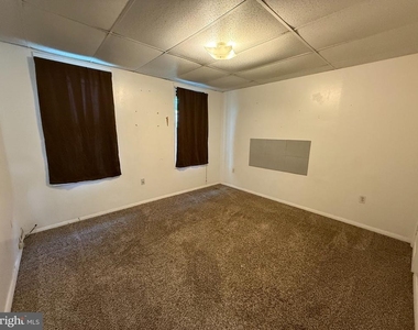 410 Middlesex Street - Photo Thumbnail 8