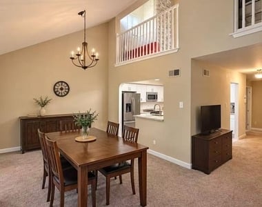 301 Browning Lane - Photo Thumbnail 6